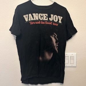 Vance Joy concert tshirt